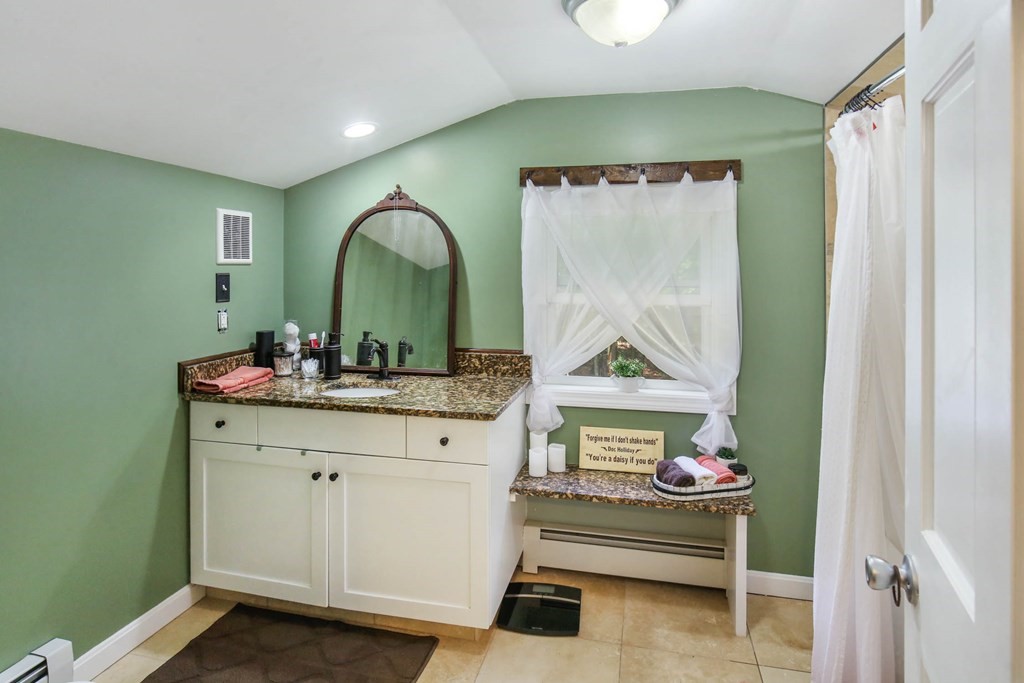 4 Linder Road Holland, MA 01521 - Photo 28 of 41