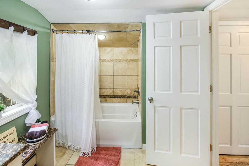 4 Linder Road Holland, MA 01521 - Photo 29 of 41