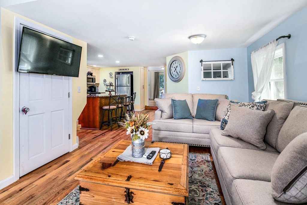 4 Linder Road Holland, MA 01521 - Photo 7 of 41