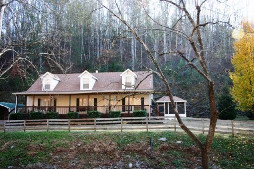 501 Flat Branch Road Sevierville, TN 37876 - Photo 1 of 23 Primary Photo