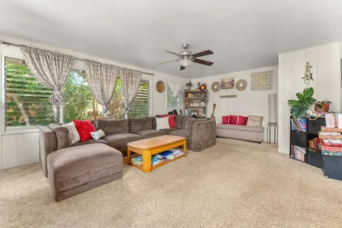 $1,850,000 | 168 Hana Highway, Paia, HI 96779