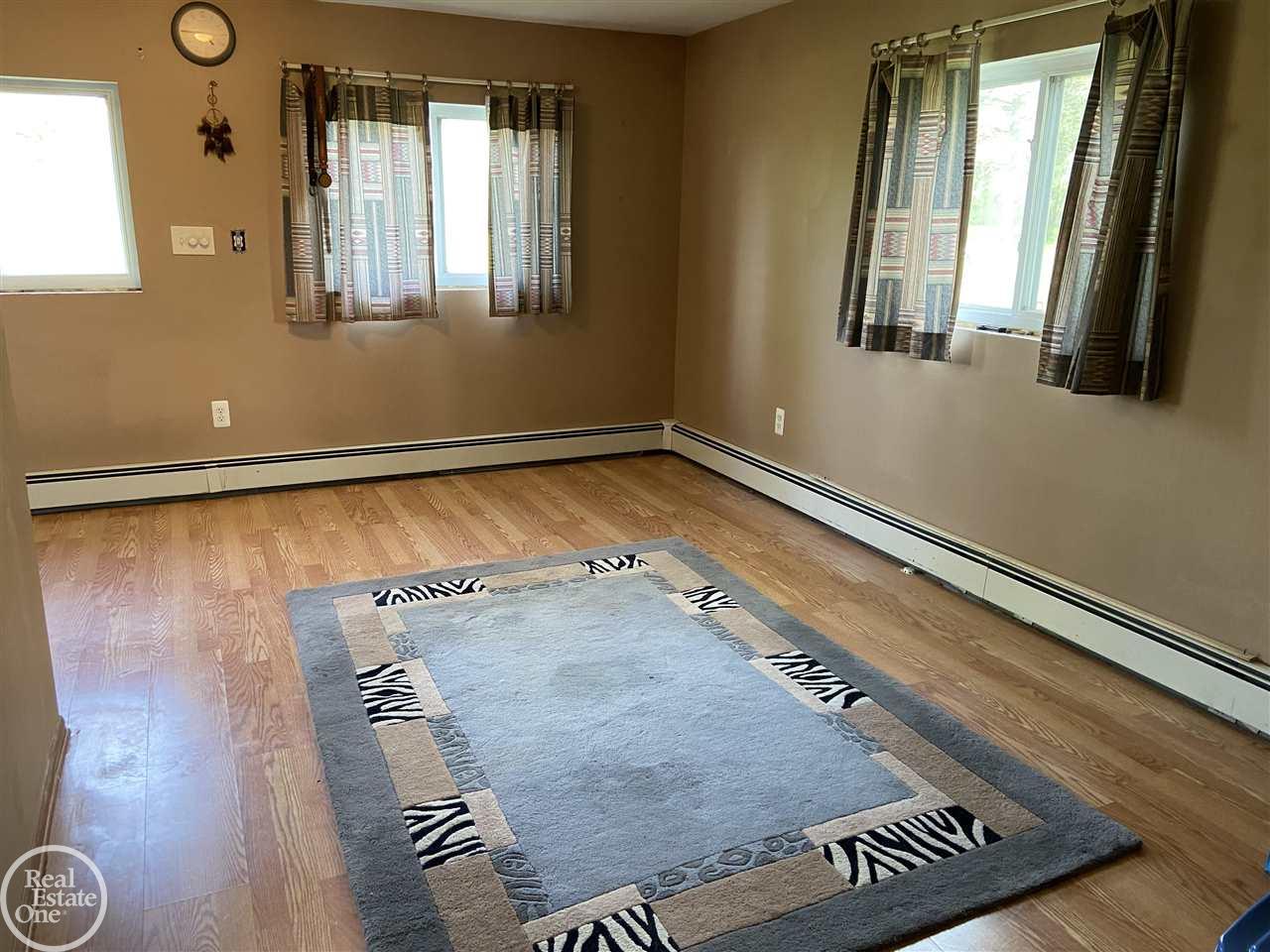 1300 Yule Road Leonard, MI 48367 - Photo 10 of 53