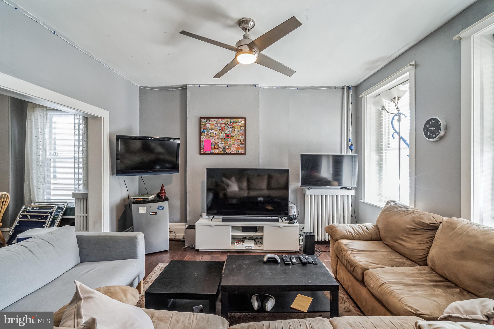 426 Roxborough Avenue Philadelphia, PA 19128 - Photo 4 of 28 Gallery Image 4
