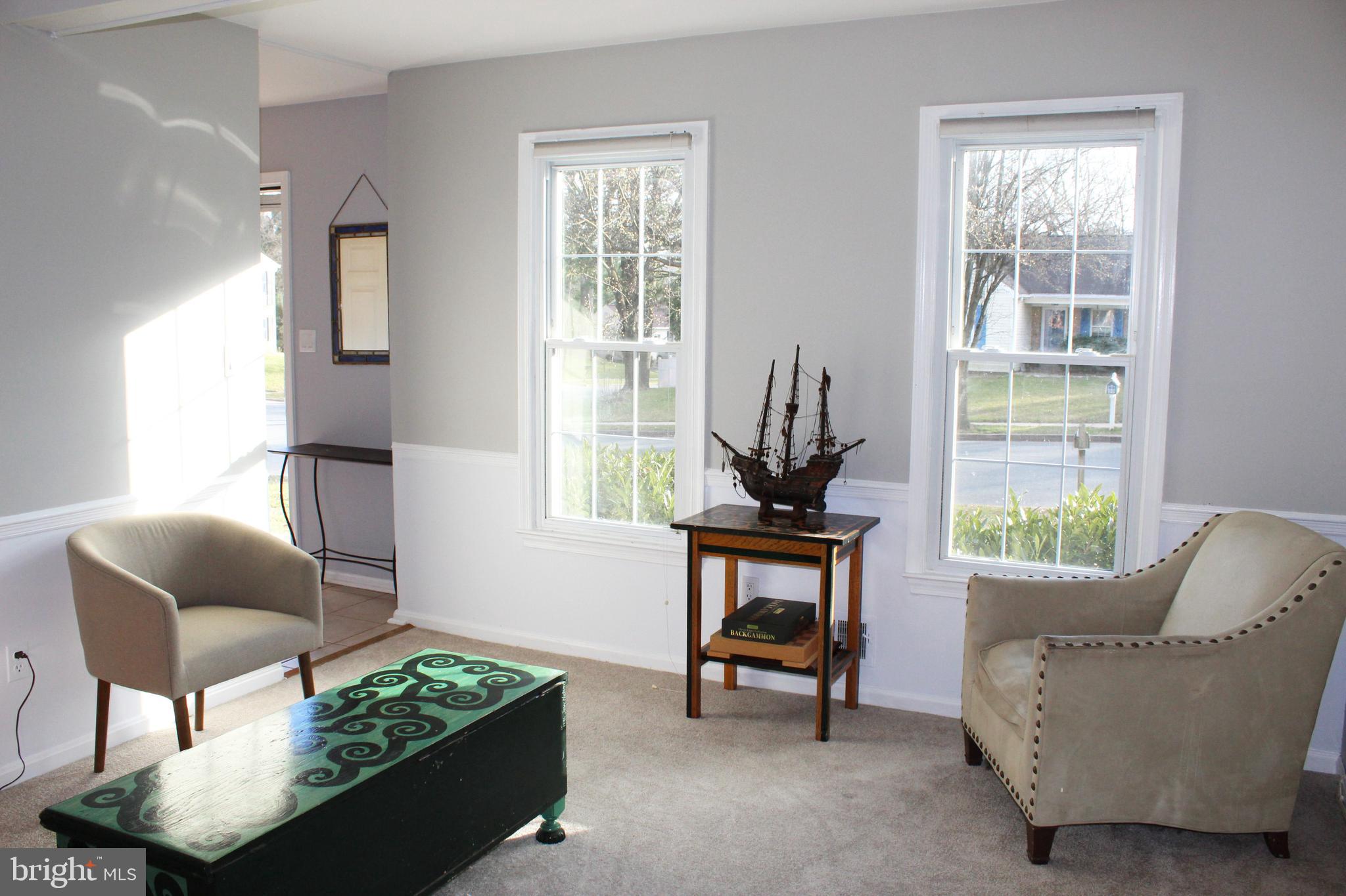 2 Thorburn Road Gaithersburg, MD 20878 - Photo 2 of 19 Open and Sunny Den off of Foyer