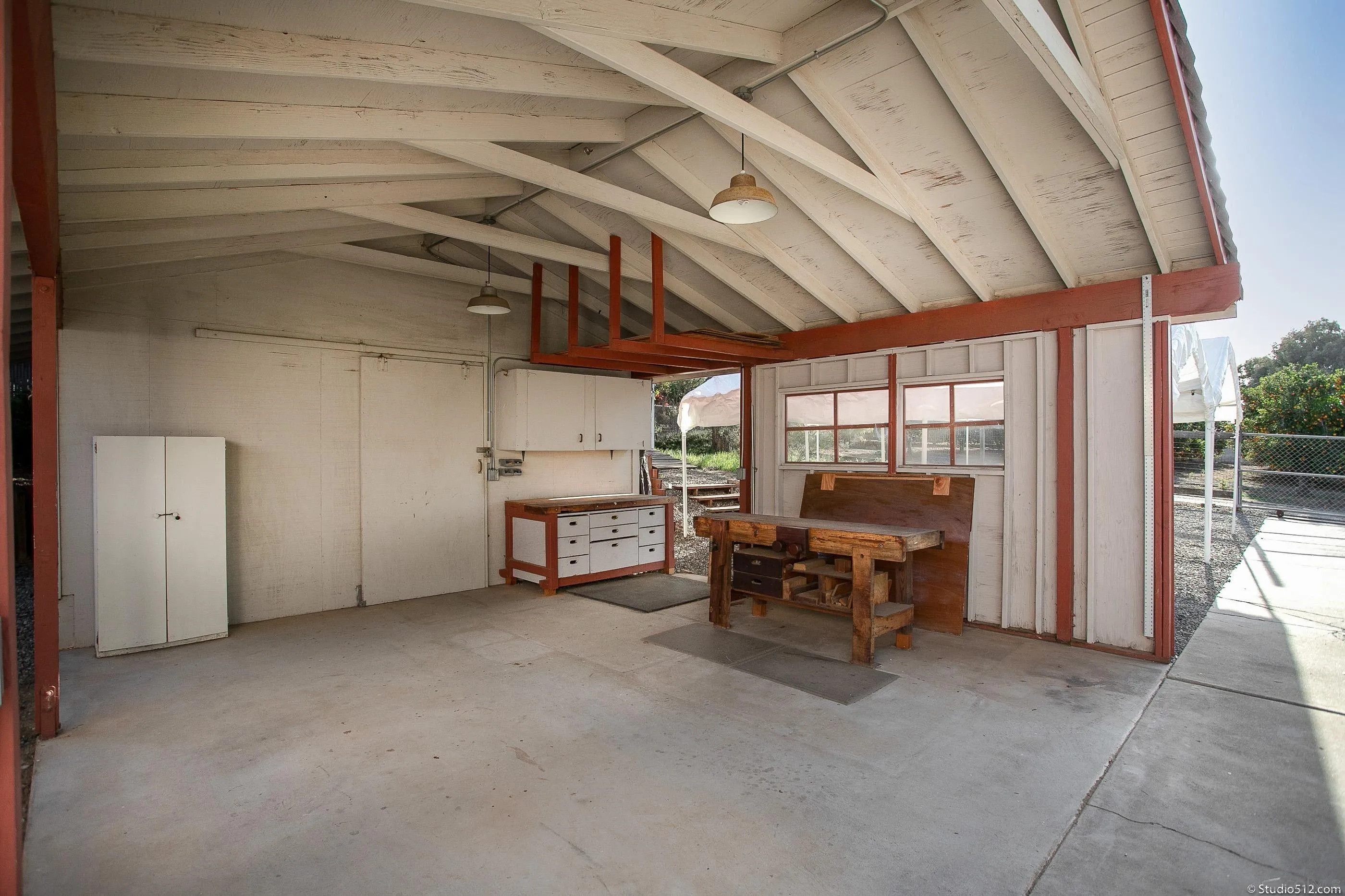 14847 Fruitvale Road Valley Center, CA 92082 - Photo 21 of 34 a living room with furniture