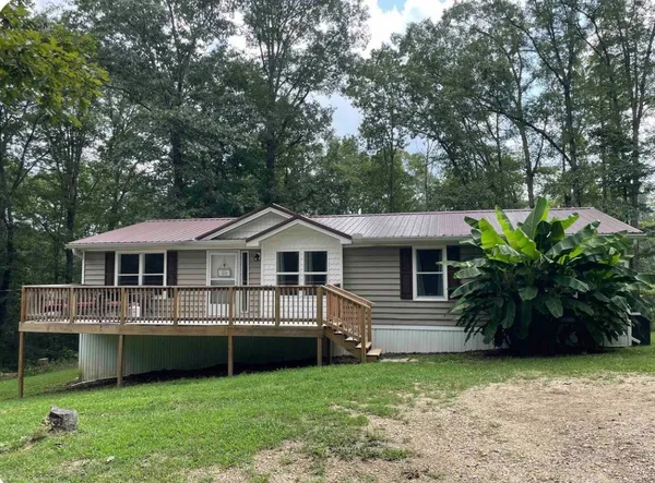 $189,900 | 570 Old Highway 13, Waverly, TN 37185