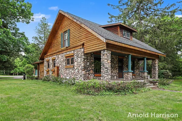 $369,900 | 11265 West Sidney Road, Gowen, MI 49326