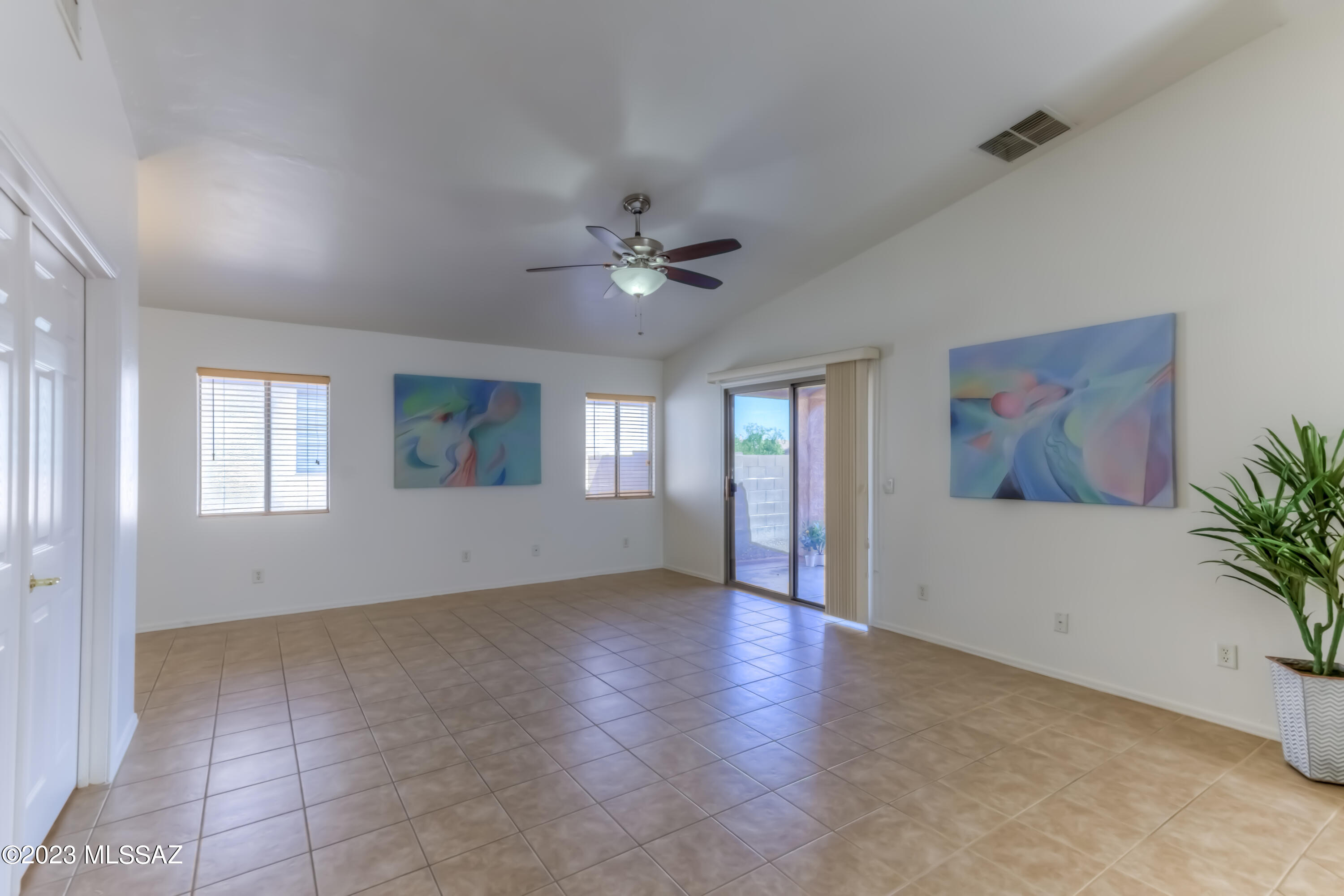 8497 East Bowline Road Tucson, AZ 85710 - Photo 5 of 20