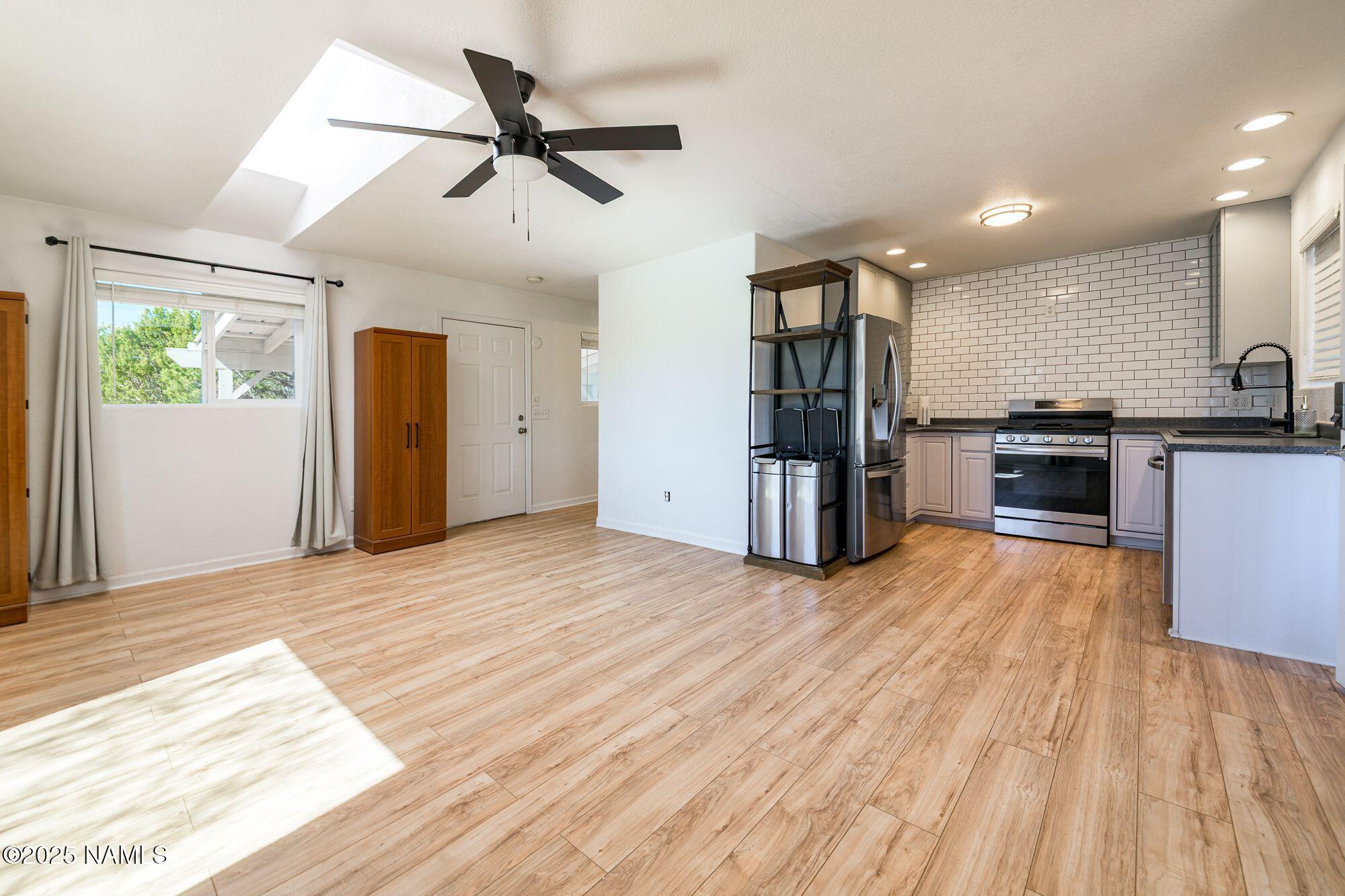 2193 East Utopia Trail Williams, AZ 86046 - Photo 3 of 54 2