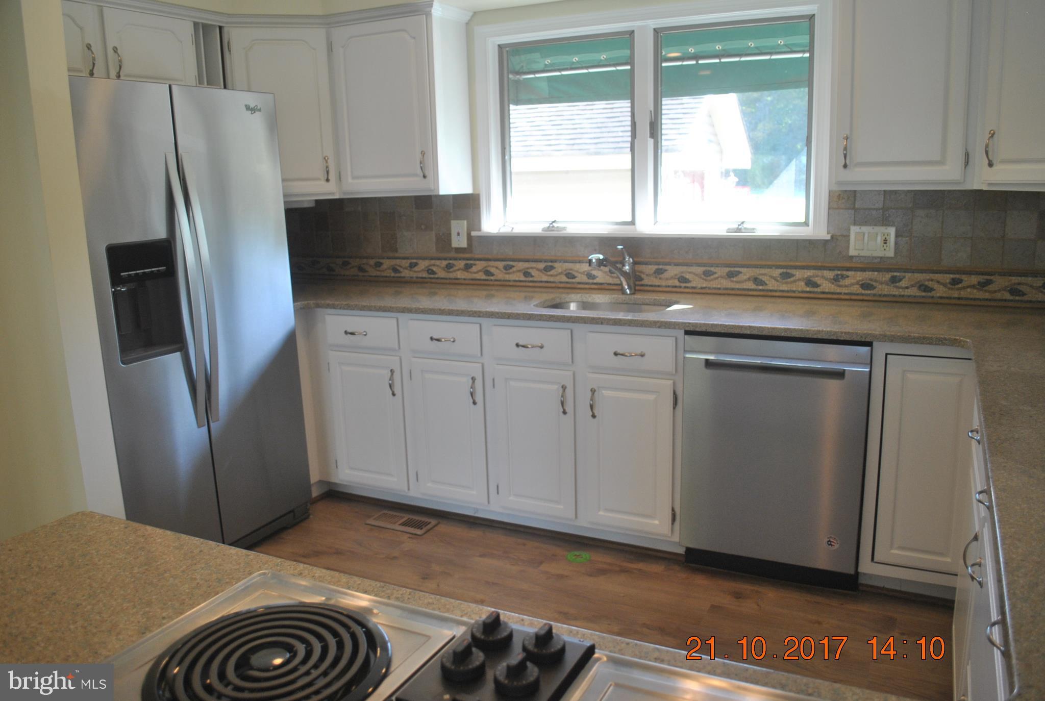 1218 Hayes Road Shady Side, MD 20764 - Photo 10 of 29 Kitchen