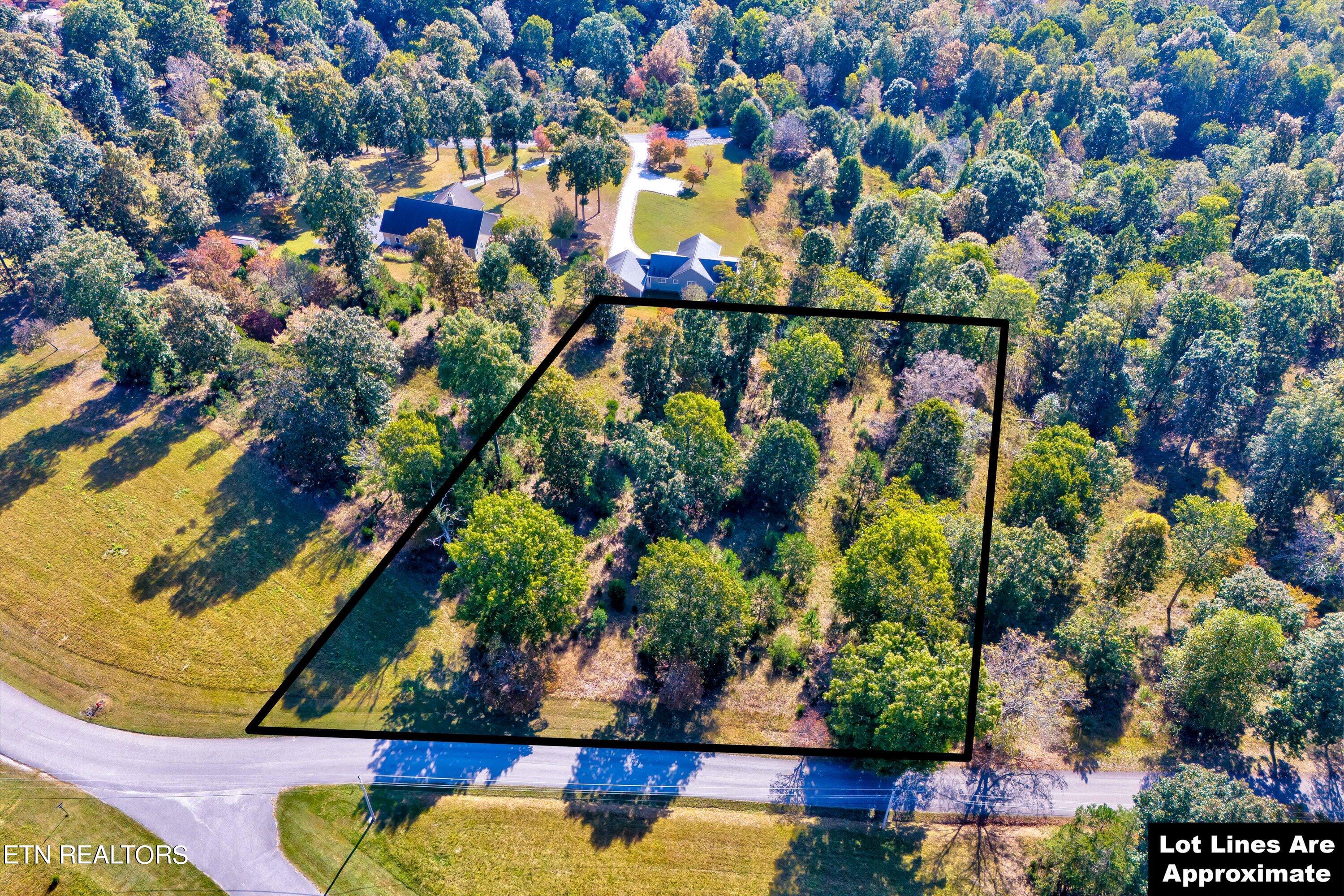 Deerfield Way La Follette, TN 37766 - Photo 2 of 18 Approximate Lot Lines