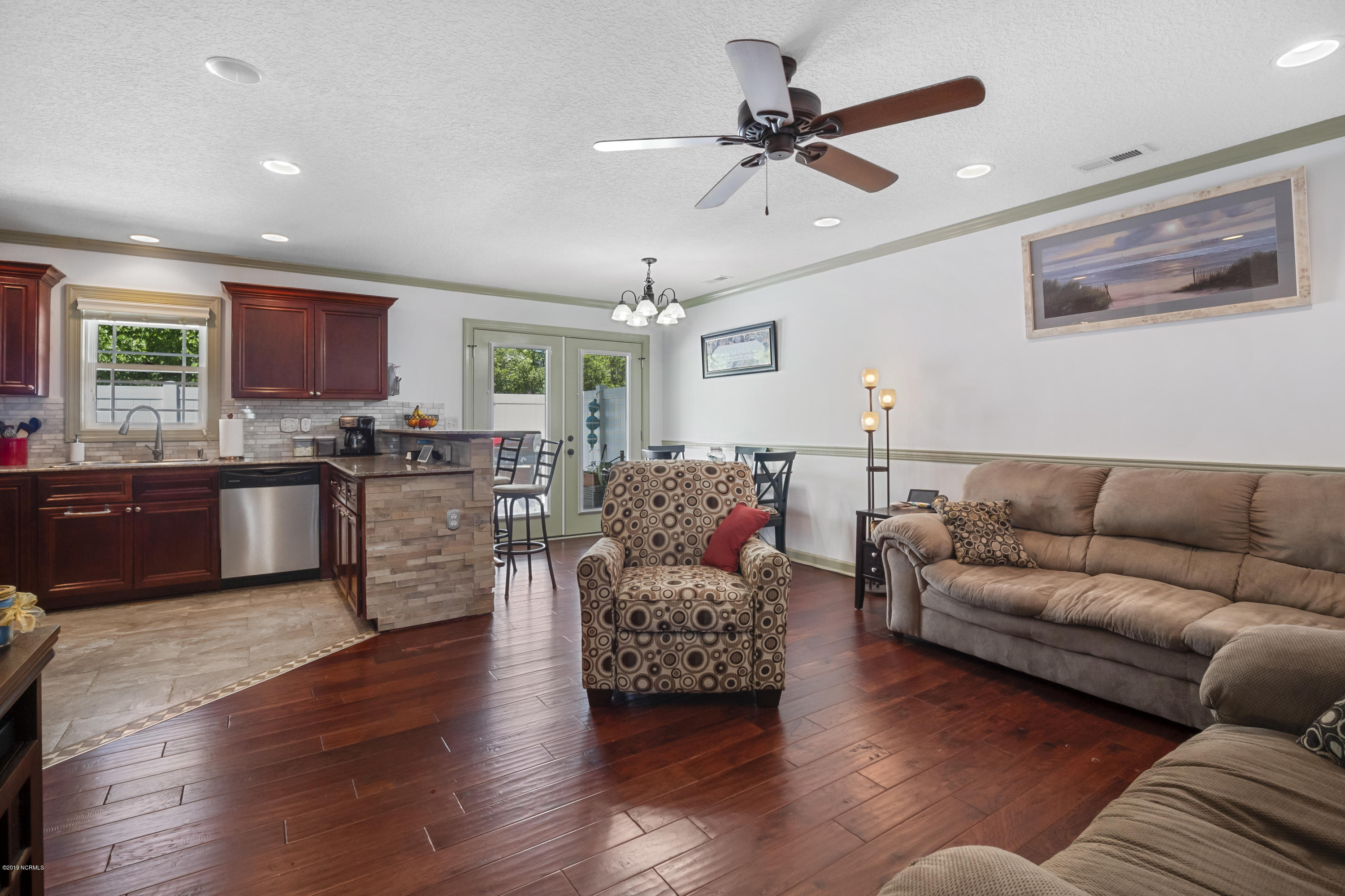 206 Kenan Loop Jacksonville, NC 28546 - Photo 5 of 35 P1299959