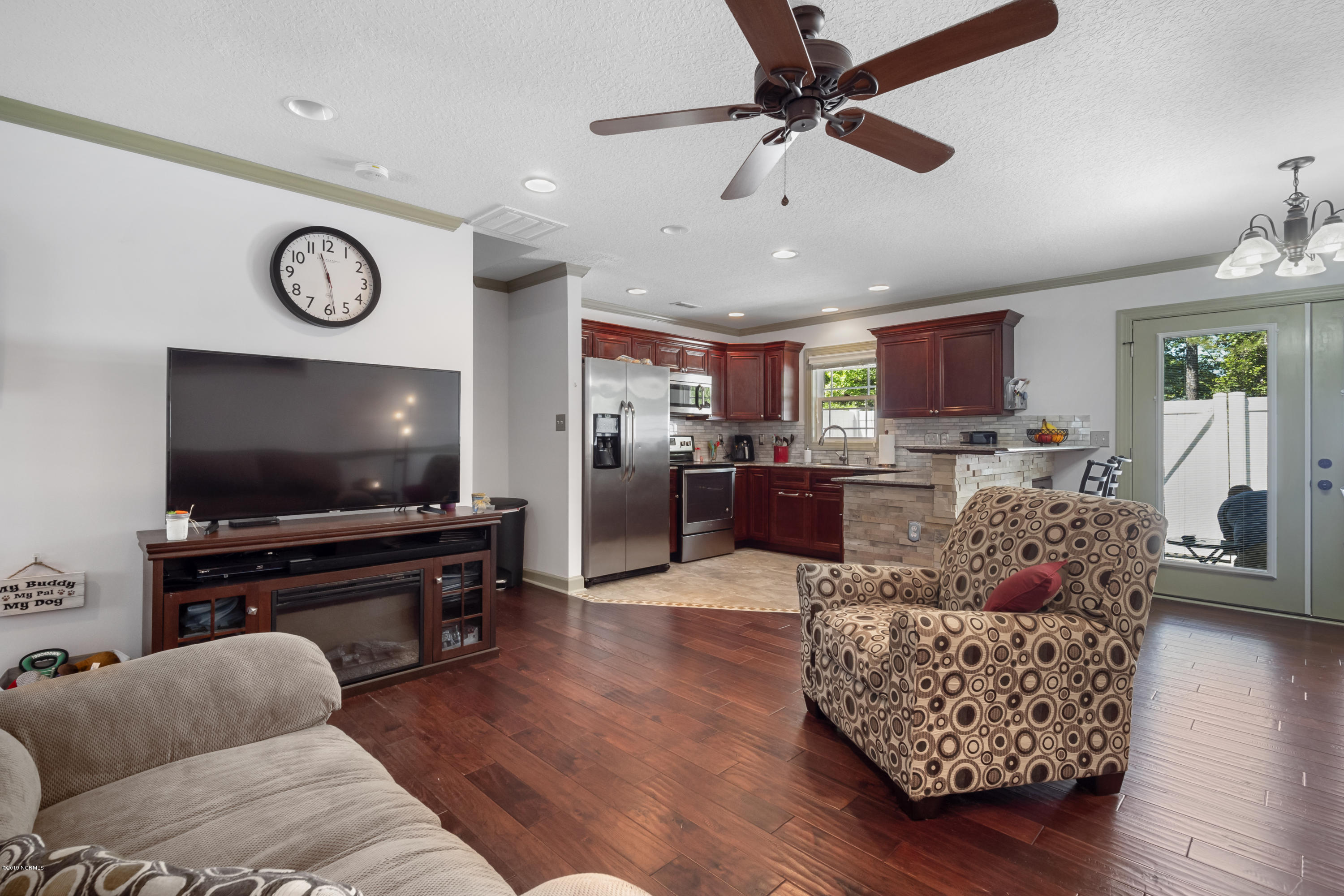 206 Kenan Loop Jacksonville, NC 28546 - Photo 6 of 35 P1299964