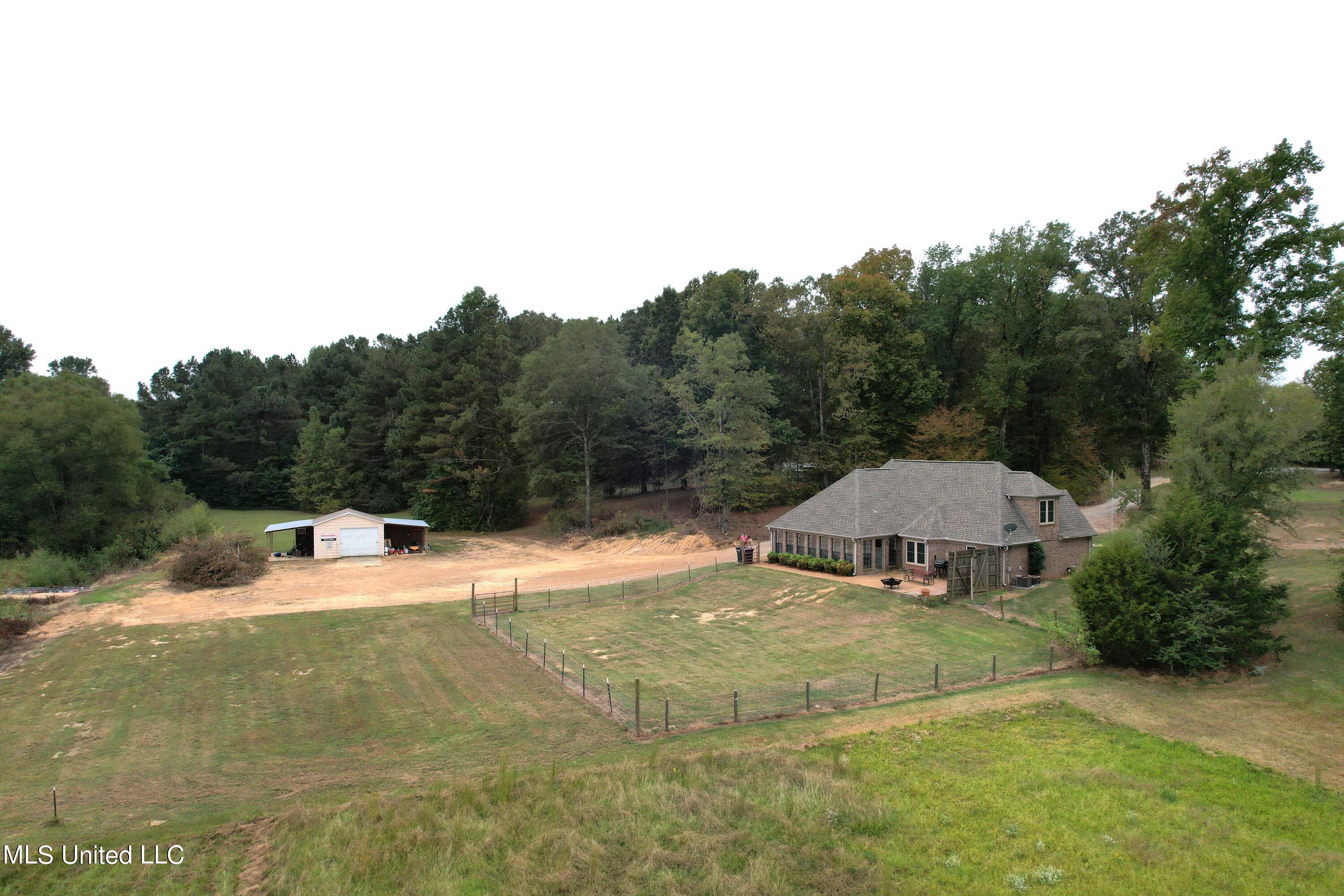970 Barr Road Coldwater, MS 38618 - Photo 3 of 14 DJI_0281
