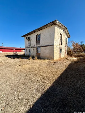 $210,000 | 211 East Maverick Street, Crystal City, TX 78839