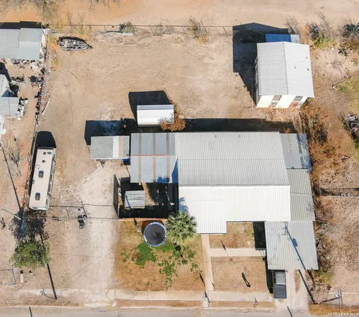 $190,000 | 211 East Maverick Street, Crystal City, TX 78839