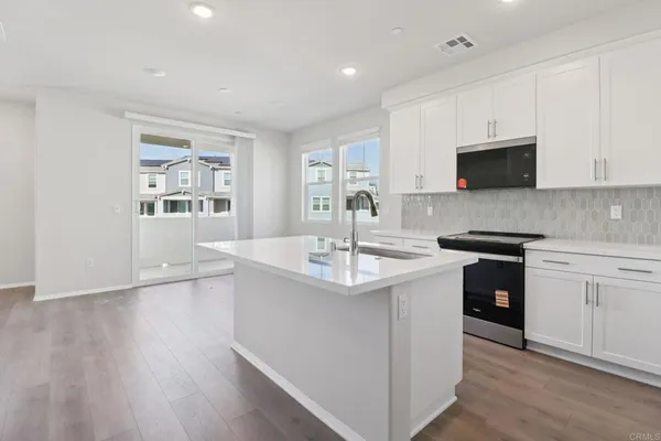 $3,250 | 201 Palm Road, San Marcos, CA 92069