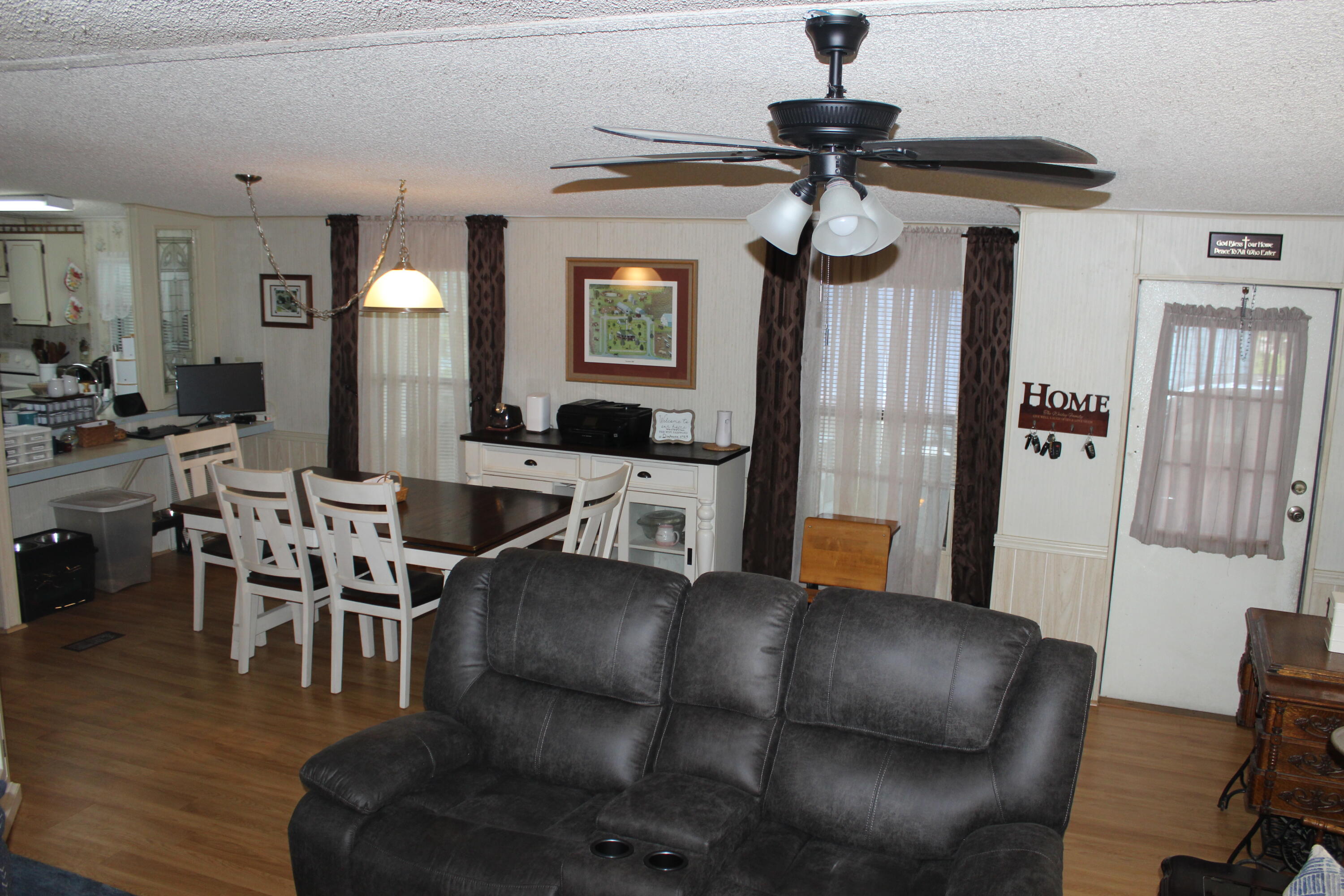 13970 Adelfa Avenue Fort Pierce, FL 34951 - Photo 10 of 23 IMG_5544