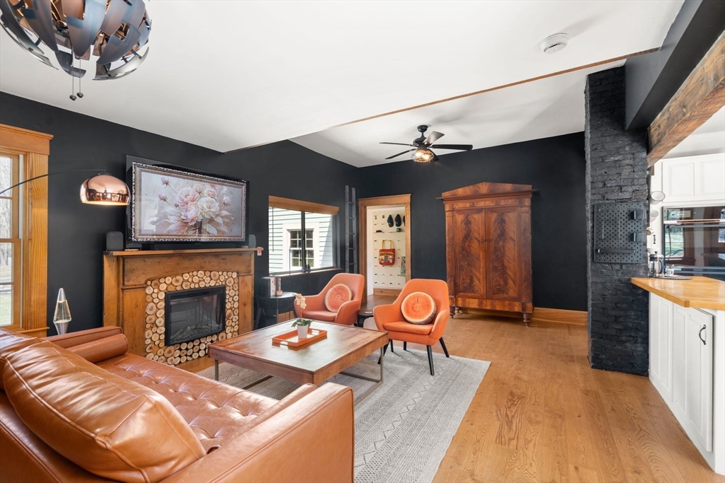 165 Gleasondale Road Stow, MA 01775 - Photo 5 of 42