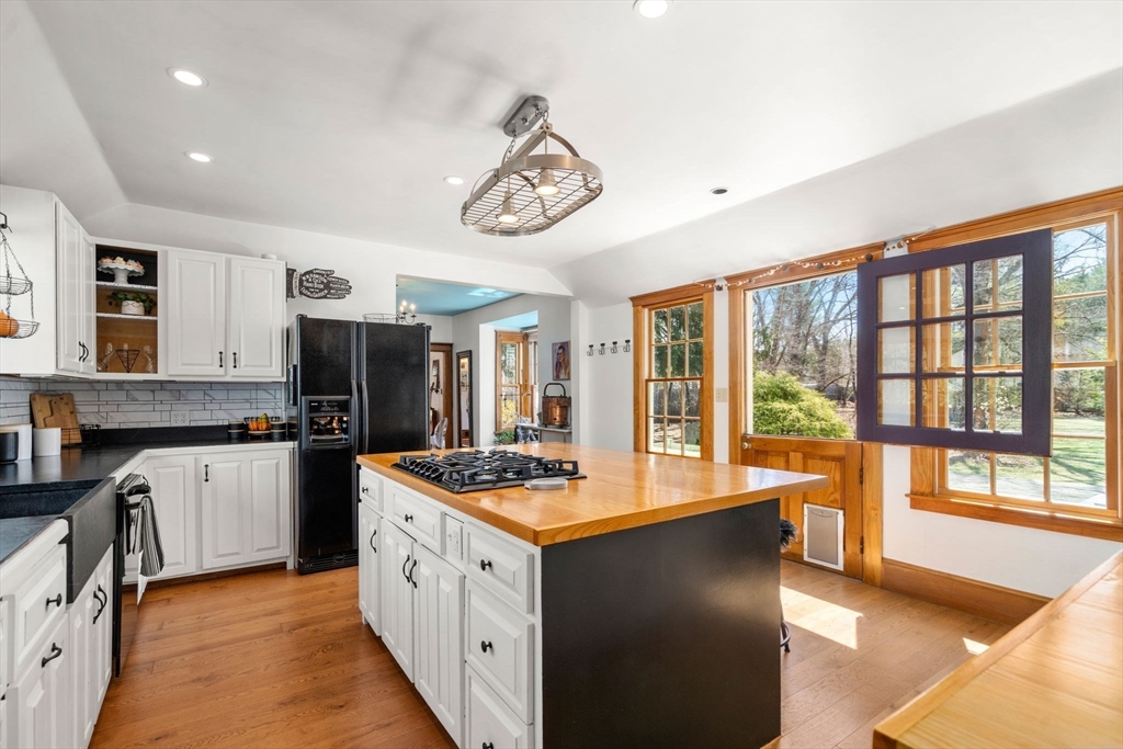 165 Gleasondale Road Stow, MA 01775 - Photo 10 of 42