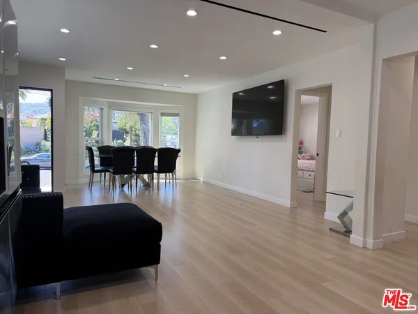 $4,100 | 8561 Kyle Street, Sunland, CA 91040