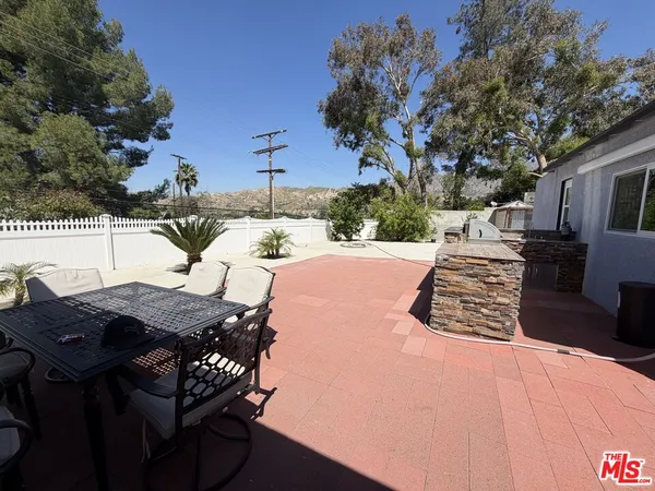 $4,300 | 8561 Kyle Street, Sunland, CA 91040