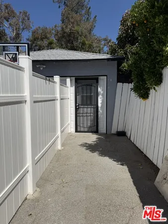 $4,300 | 8561 Kyle Street, Sunland, CA 91040