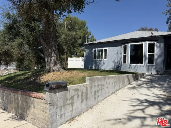 $4,300 | 8561 Kyle Street, Sunland, CA 91040