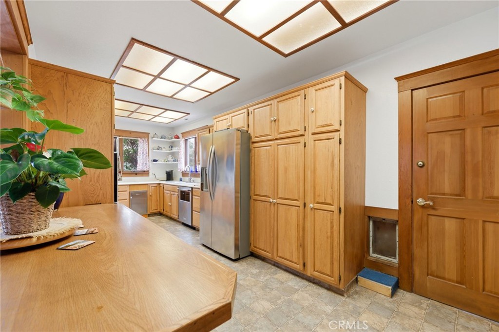 4456 12th Street Riverside, CA 92501 - Photo 15 of 70