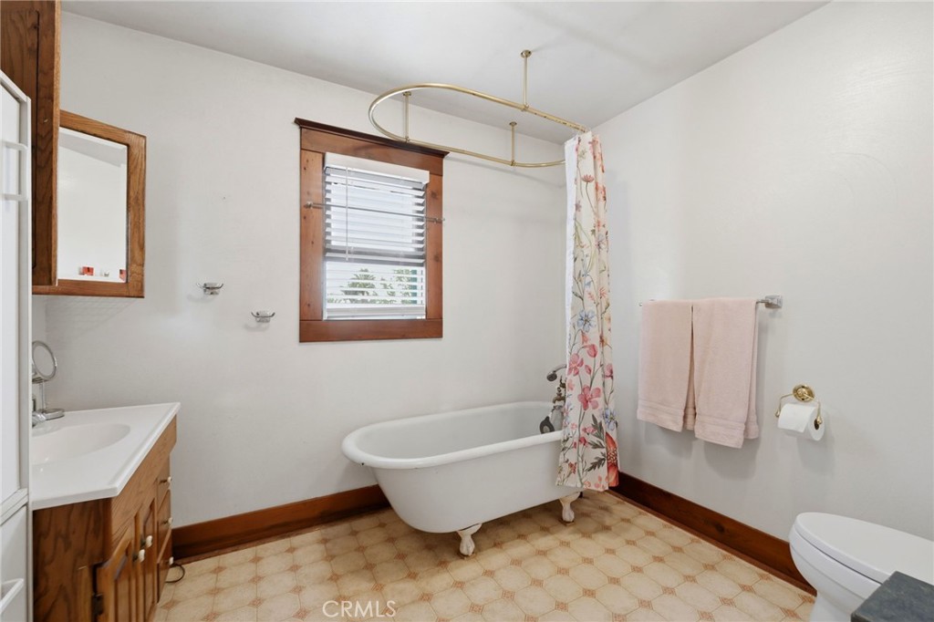 4456 12th Street Riverside, CA 92501 - Photo 34 of 70