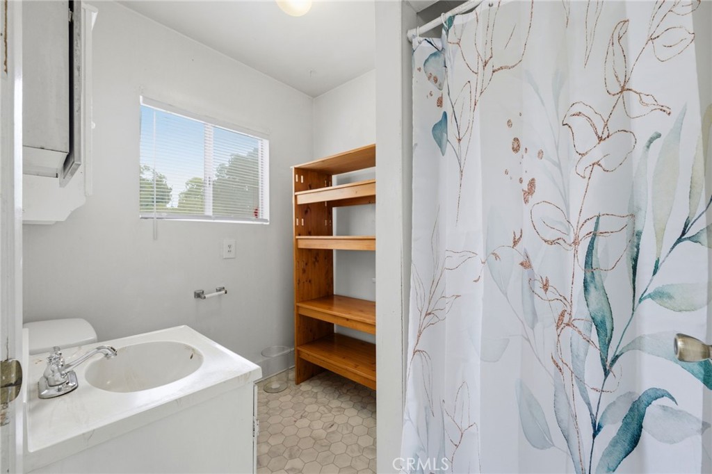4456 12th Street Riverside, CA 92501 - Photo 49 of 70