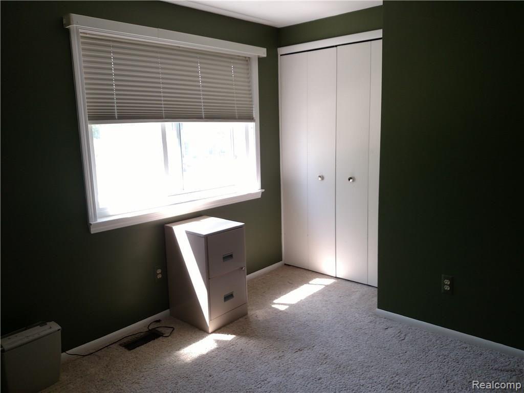 358 Arlington Drive Rochester Hills, MI 48307 - Photo 14 of 20
