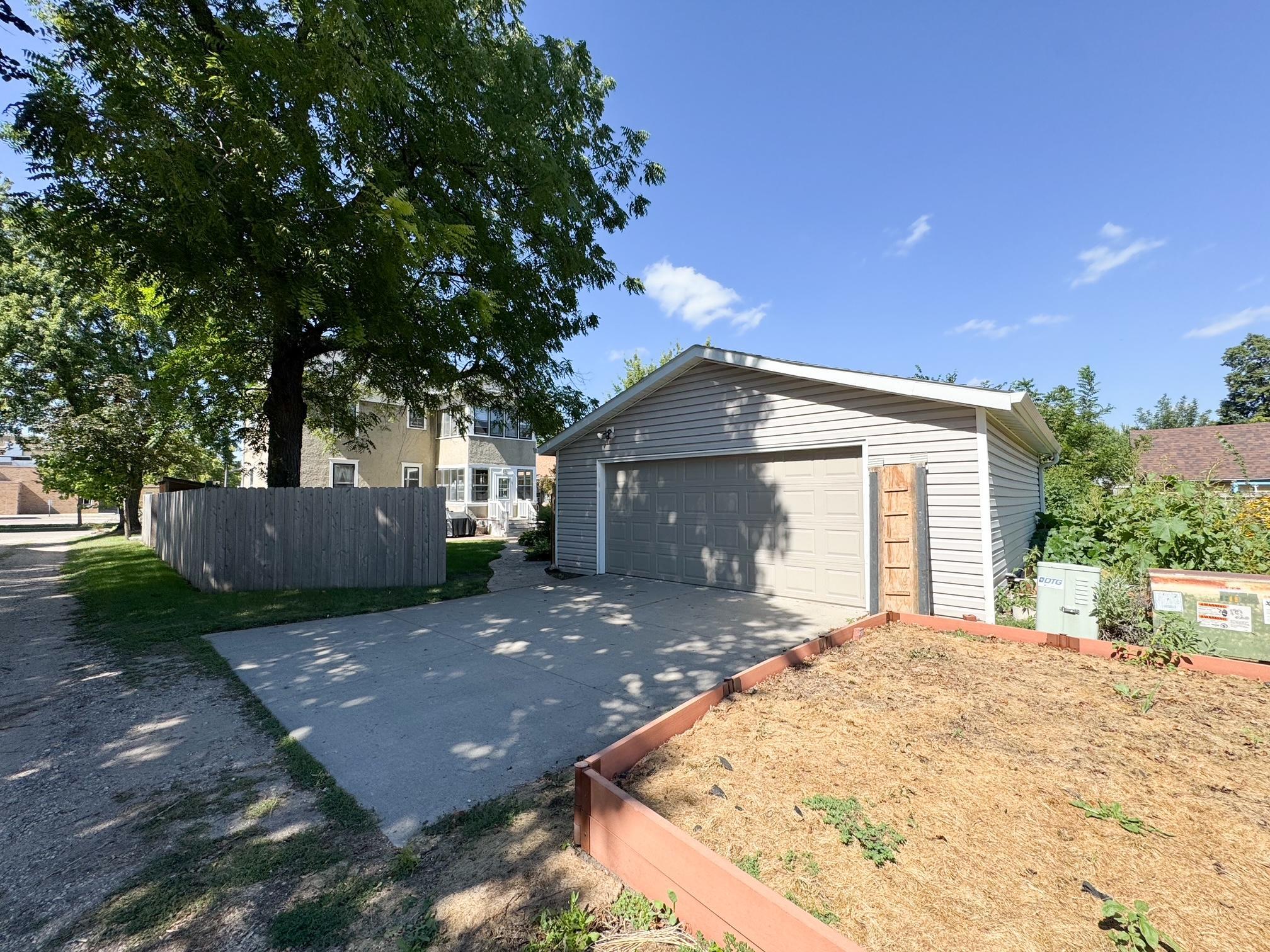 1310 7th Avenue Worthington, MN 56187 - Photo 11 of 48