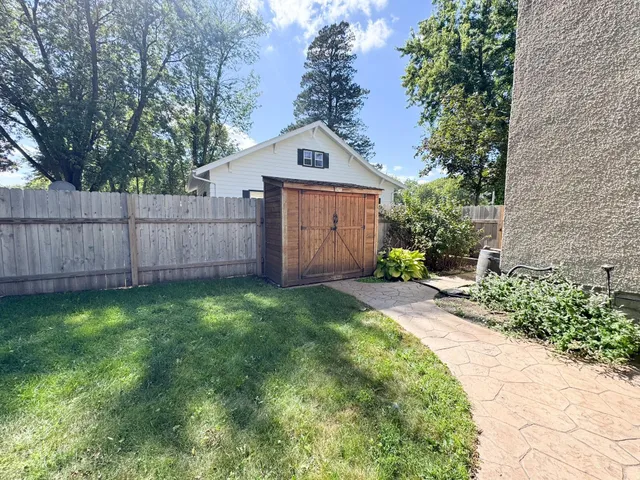 $319,900 | 1310 7th Avenue, Worthington, MN 56187