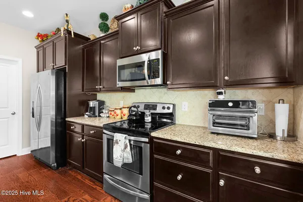 $479,900 | 11 East Bailey Lane, Hampstead, NC 28443