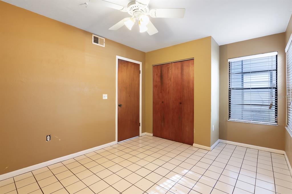 4352 Southwest 20th Lane Gainesville, FL 32607 - Photo 18 of 27 Gallery Image 18