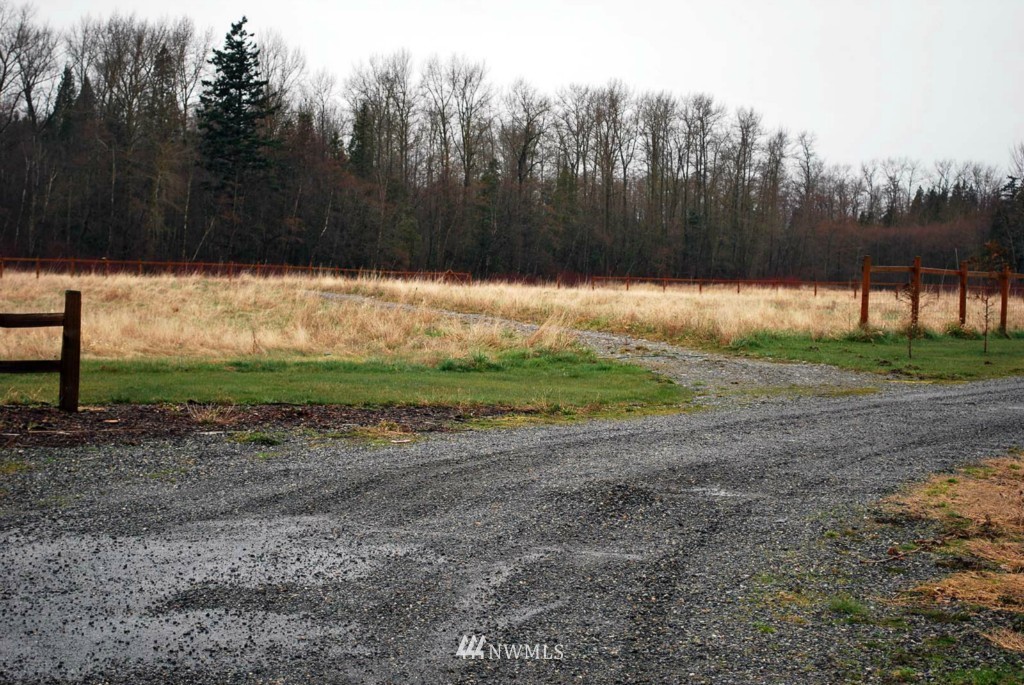 3170 Douglas Road Ferndale, WA 98248 - Photo 8 of 10 Gallery Image 8