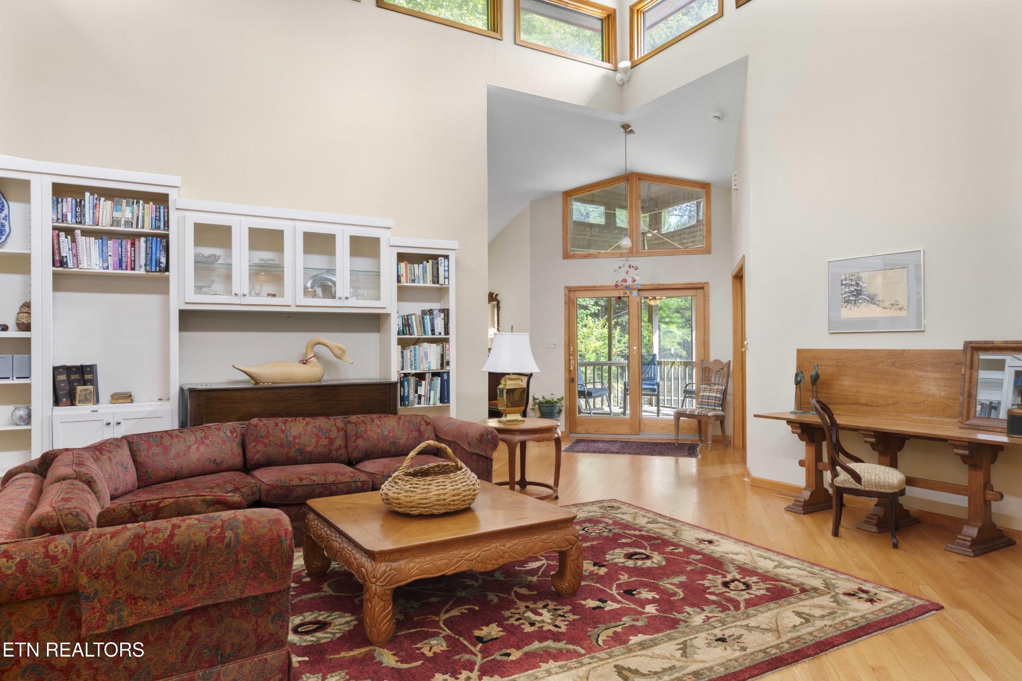 780 Old Emory Road Clinton, TN 37716 - Photo 8 of 33 a living room with furniture and a rug