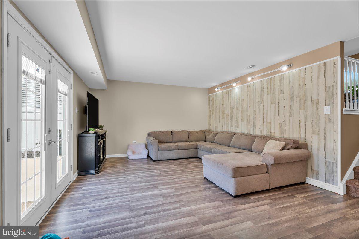 13 Pelham Road Marlton, NJ 08053 - Photo 8 of 24 Gallery Image 8