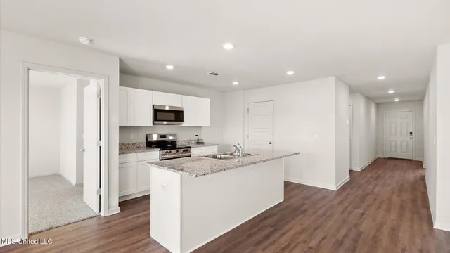 $287,900 | 217 Raulston Drive, Byram, MS 39272