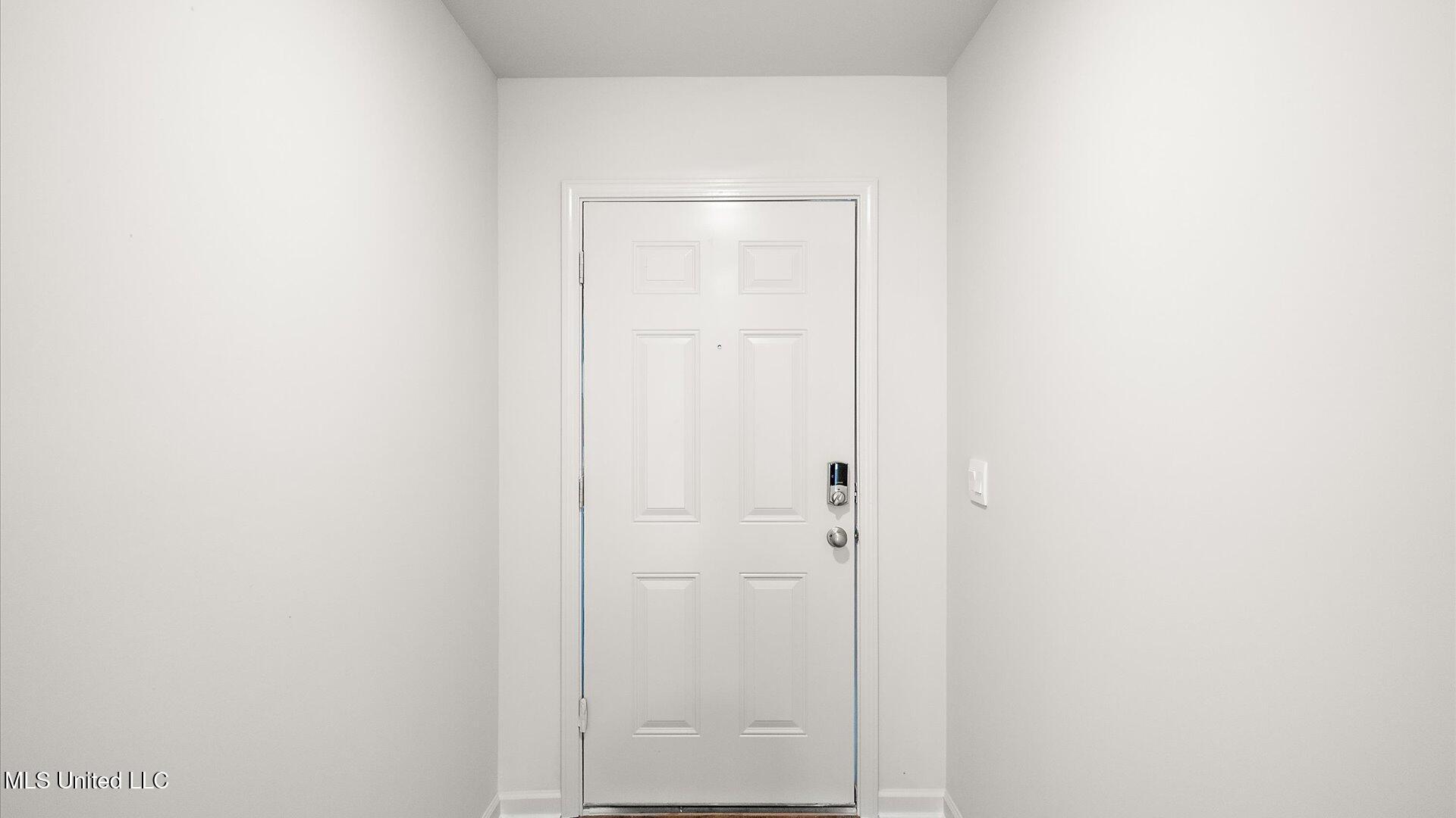 217 Raulston Drive Byram, MS 39272 - Photo 3 of 35 06-3HTP9522