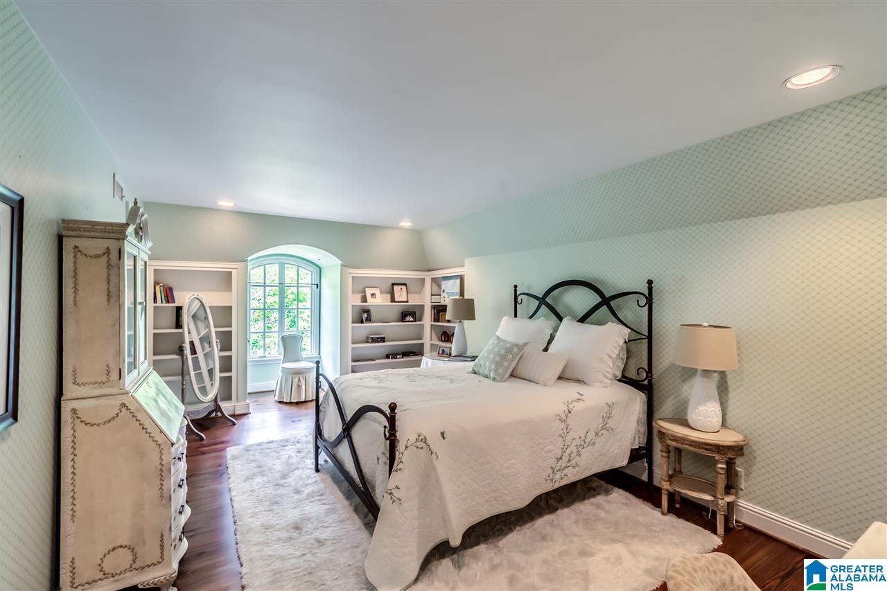 3552 Spring Valley Court Birmingham, AL 35223 - Photo 33 of 50