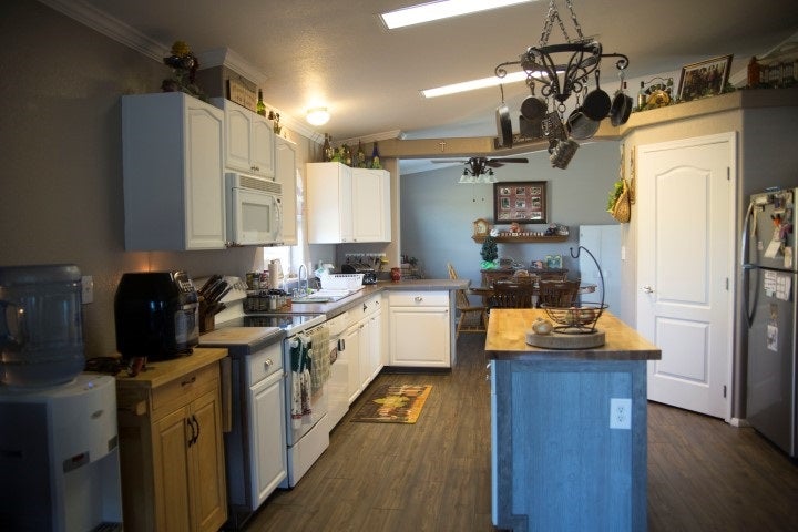 11451 Explorer Road Perry, OK 73077 - Photo 10 of 29 Gallery Image 10