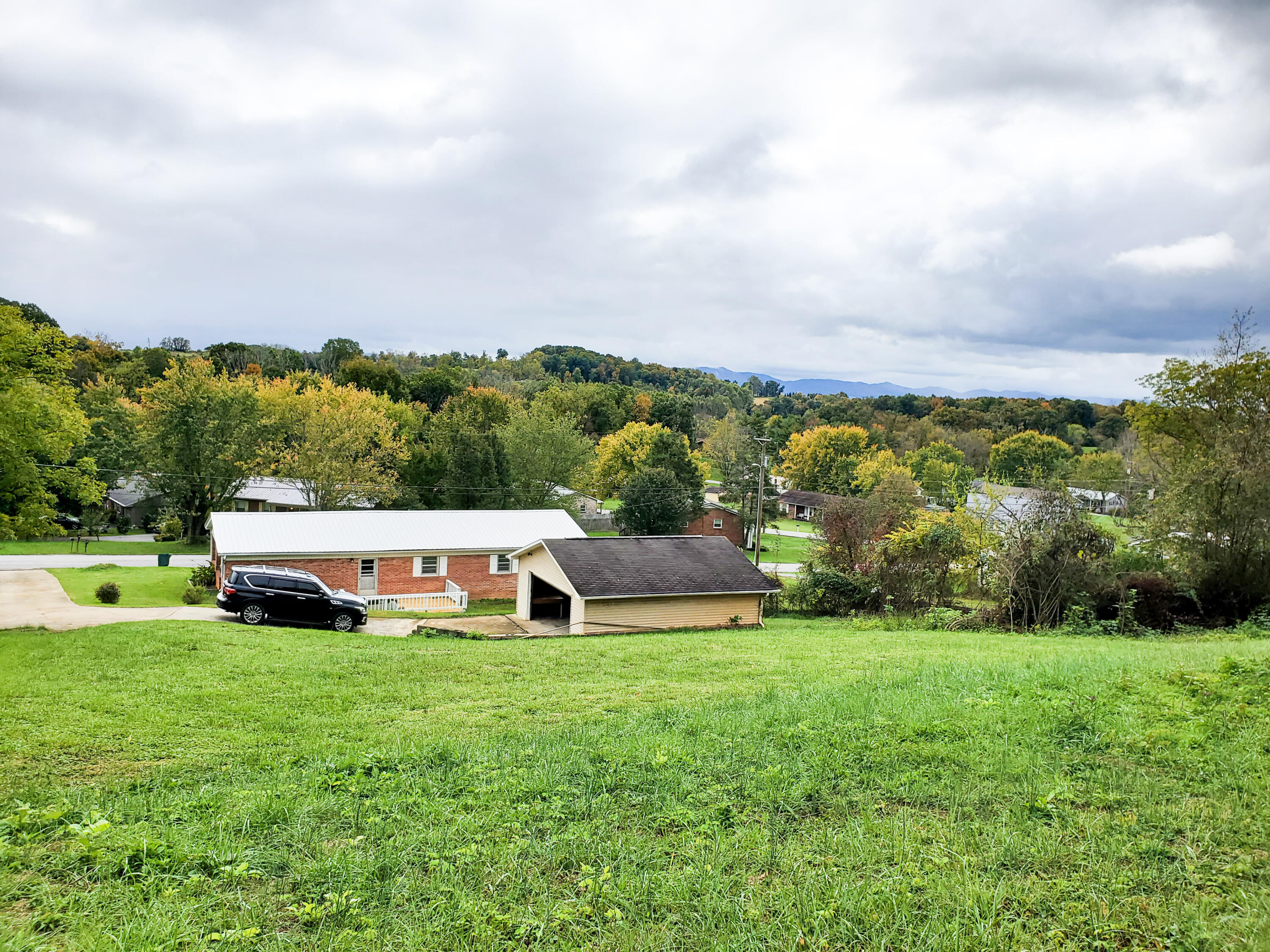 1400 West Vann Road Greeneville, TN 37743 - Photo 18 of 26 20211026_122616