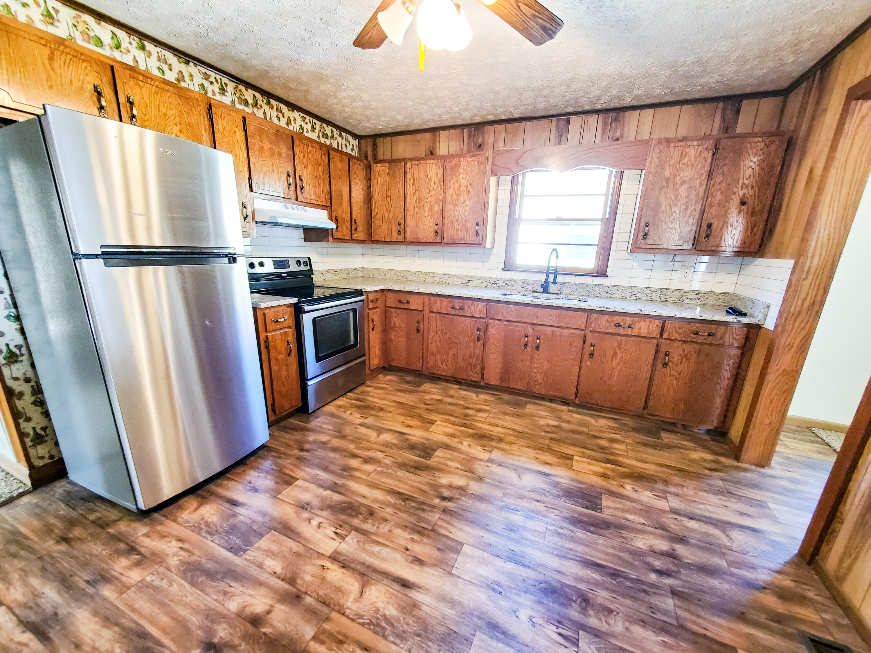 1400 West Vann Road Greeneville, TN 37743 - Photo 23 of 26 20211112_132011