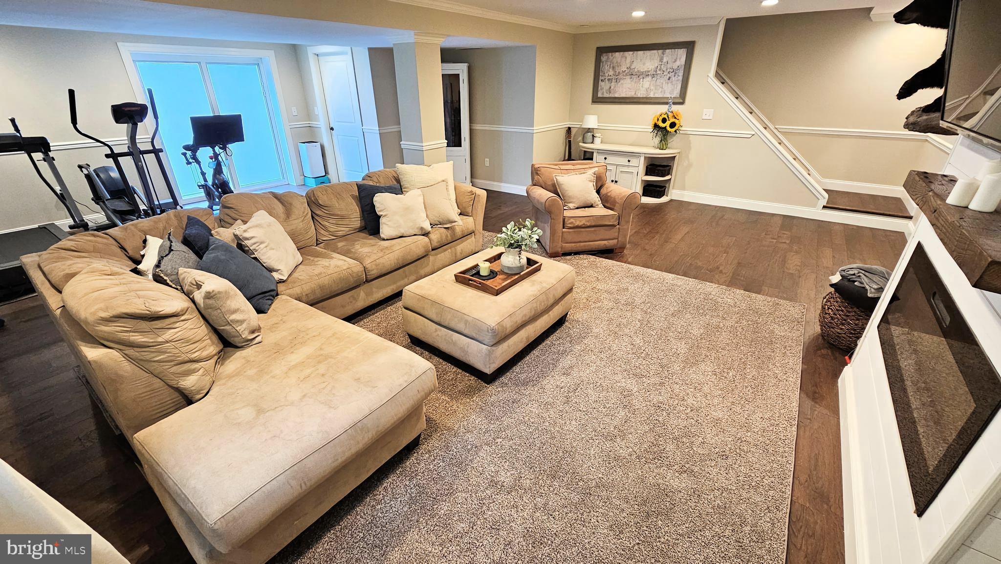 860 Newport Road Lititz, PA 17543 - Photo 11 of 58