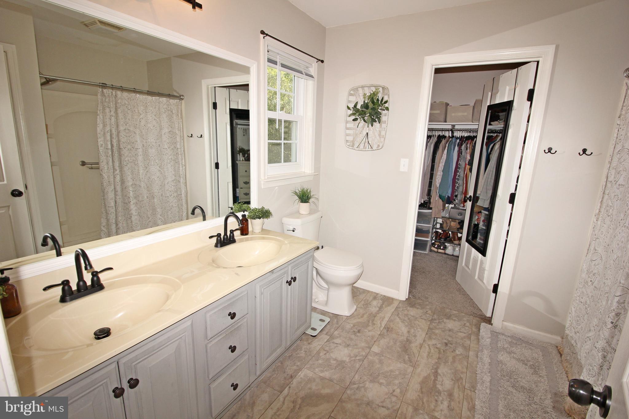 860 Newport Road Lititz, PA 17543 - Photo 13 of 58