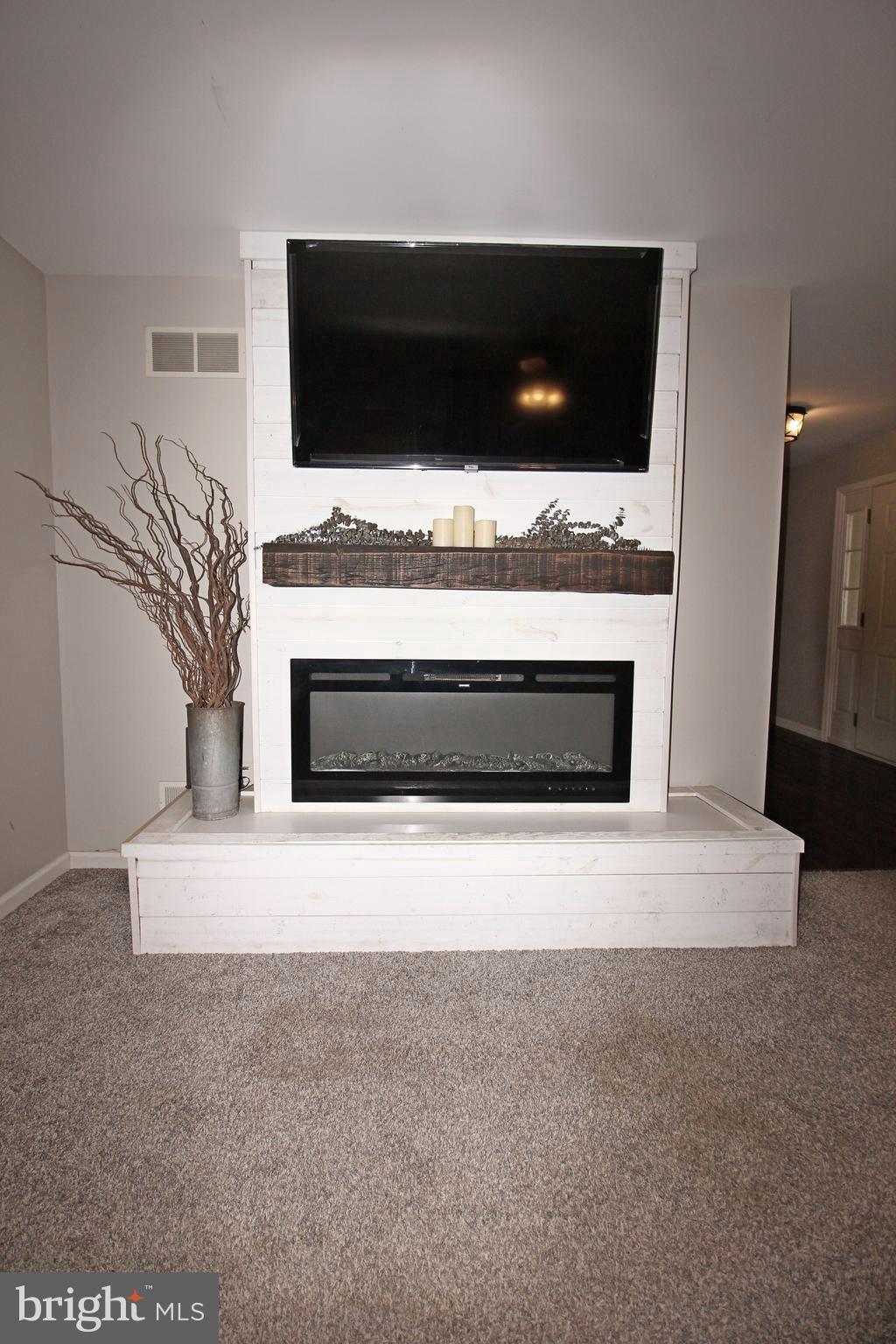 860 Newport Road Lititz, PA 17543 - Photo 31 of 58