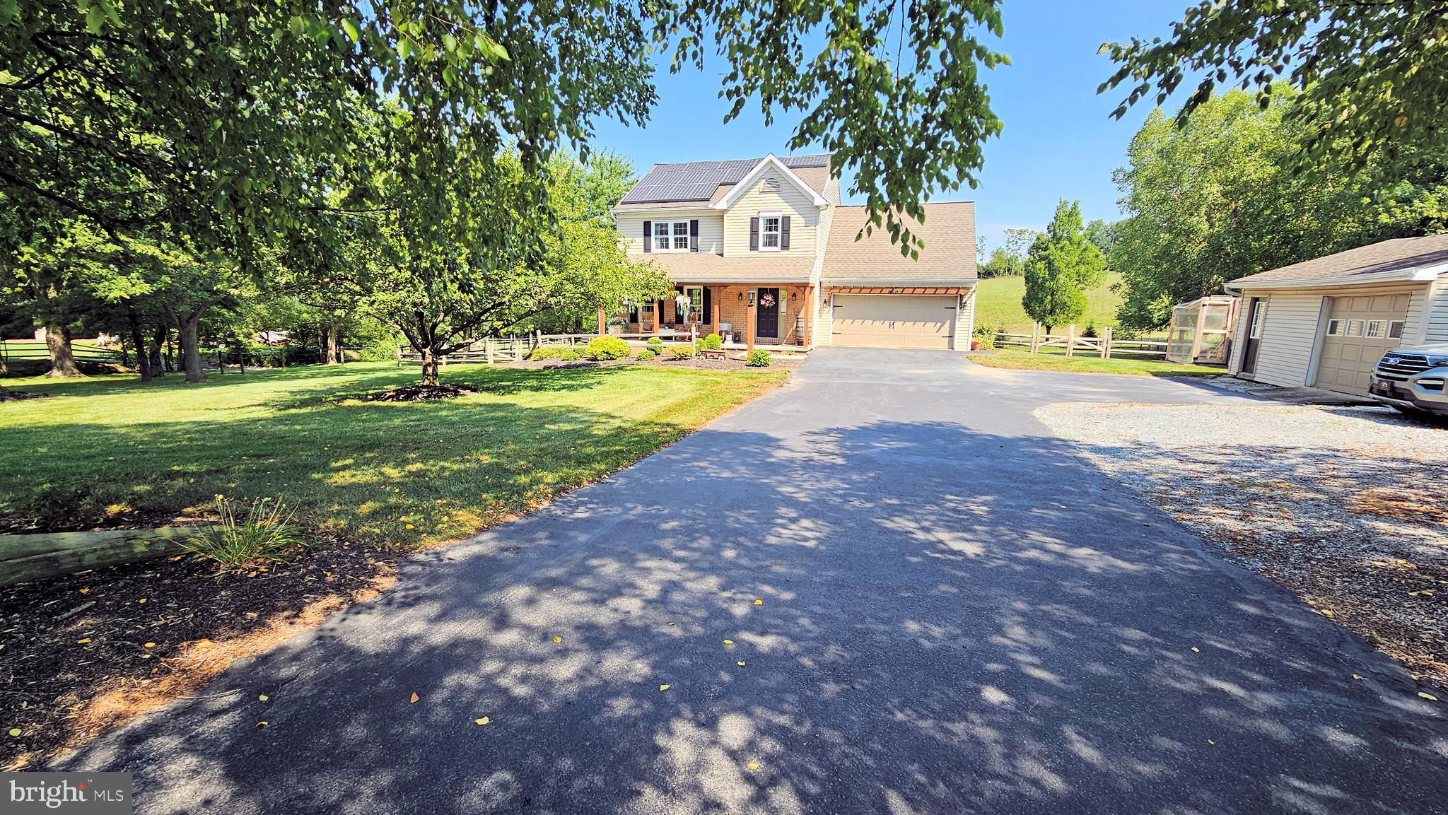 860 Newport Road Lititz, PA 17543 - Photo 6 of 58