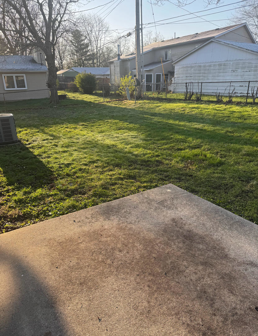 2511 Trafalgar Square Champaign, IL 61821 - Photo 3 of 26 a view of a swimming pool with an outdoor space